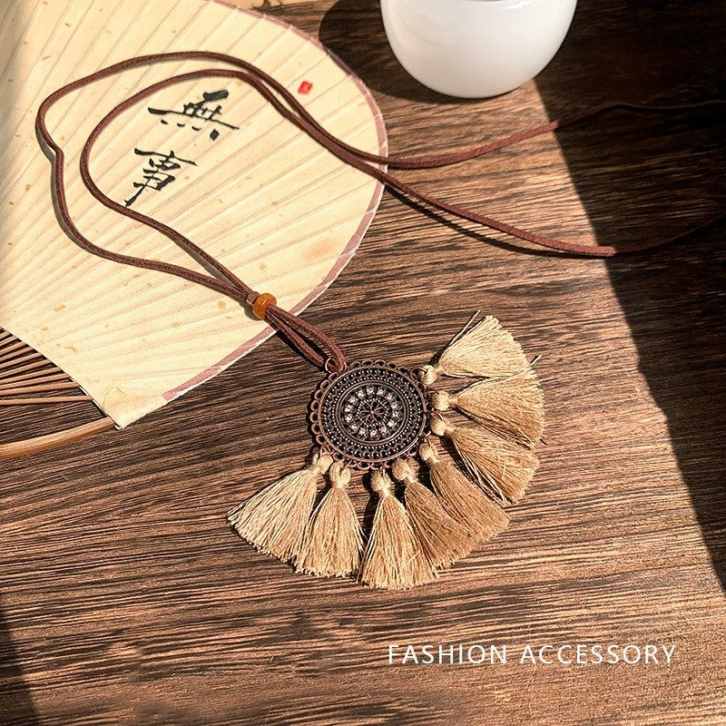 Wholesale New Chinese Zen retro feather necklace double layer long sweater chain Bohemian